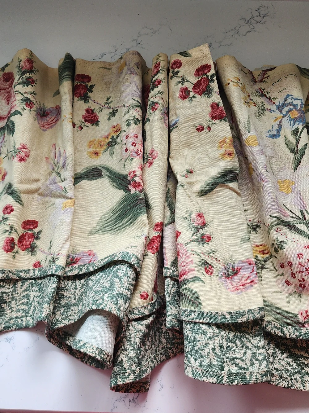 Waverly valances creamy